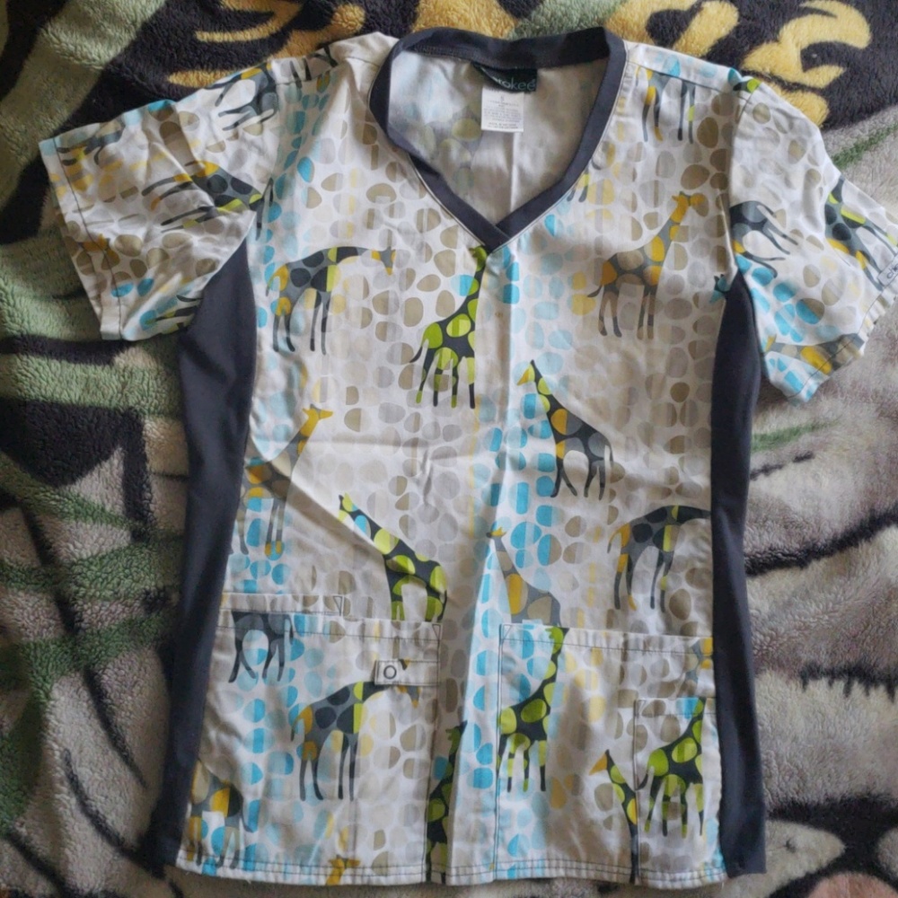 Scrub top